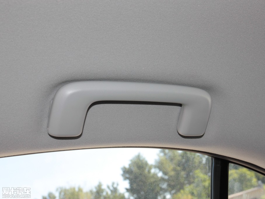 2013�������L(f��ng)��˼ 1.8L �ք�(d��ng)���m�� ��V