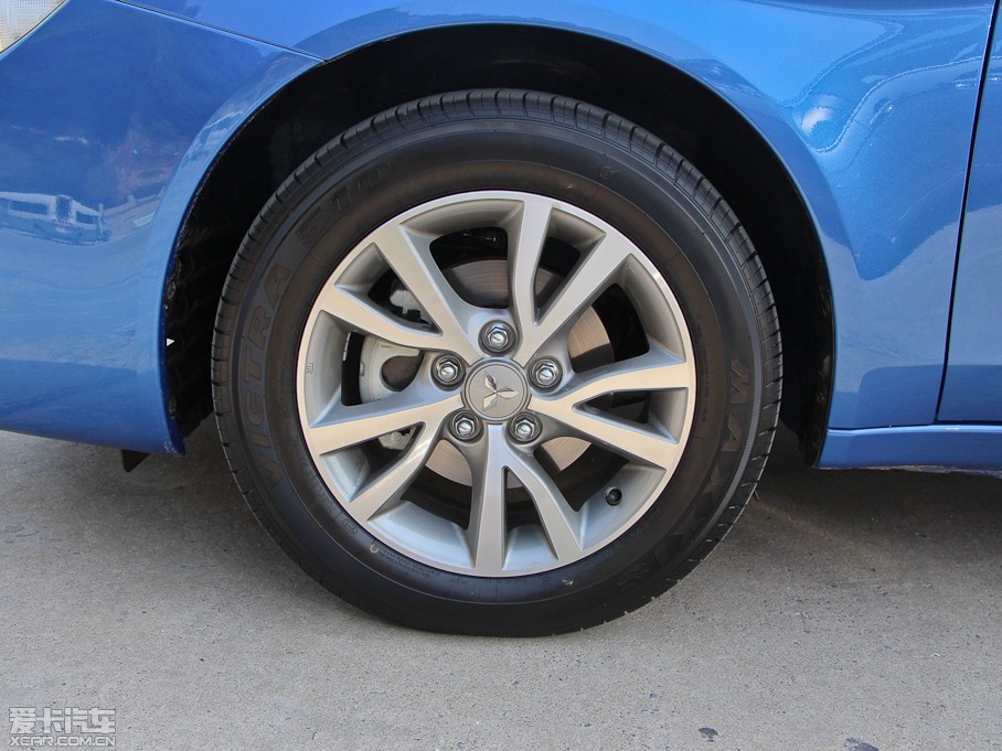 2013�������L��˼ 1.8L �Ԅ���Ş�� ��V