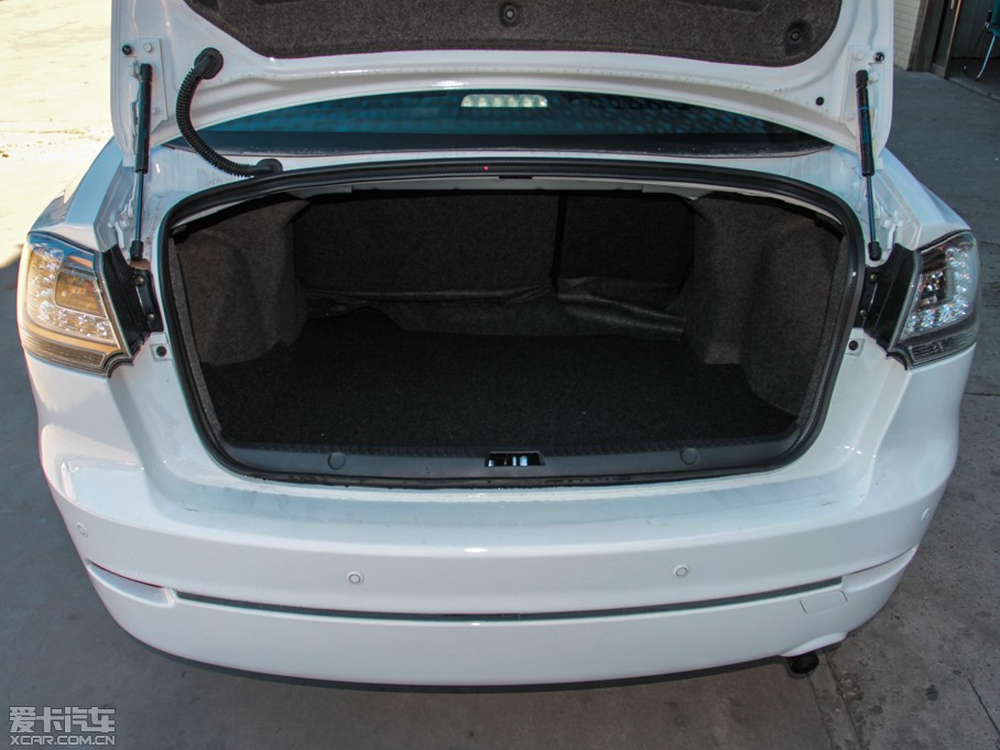 2013�������L(f��ng)��˼ 1.6L �ք����m��