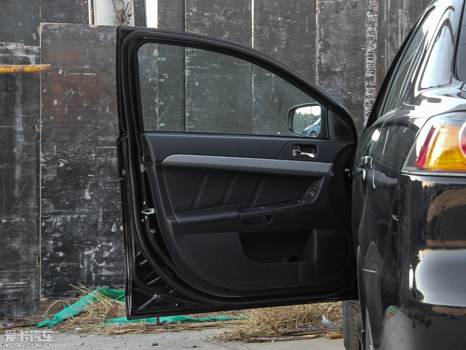 2015 1.8L CVTr(sh) V