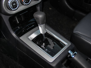 2015款1.8L CVT致尚型 国V 换挡杆