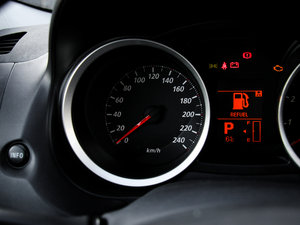 20151.8L CVTr V п؅^