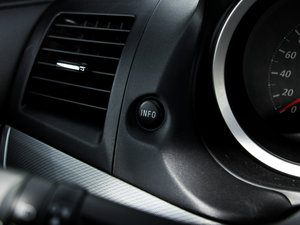 20151.8L CVTr V п؅^