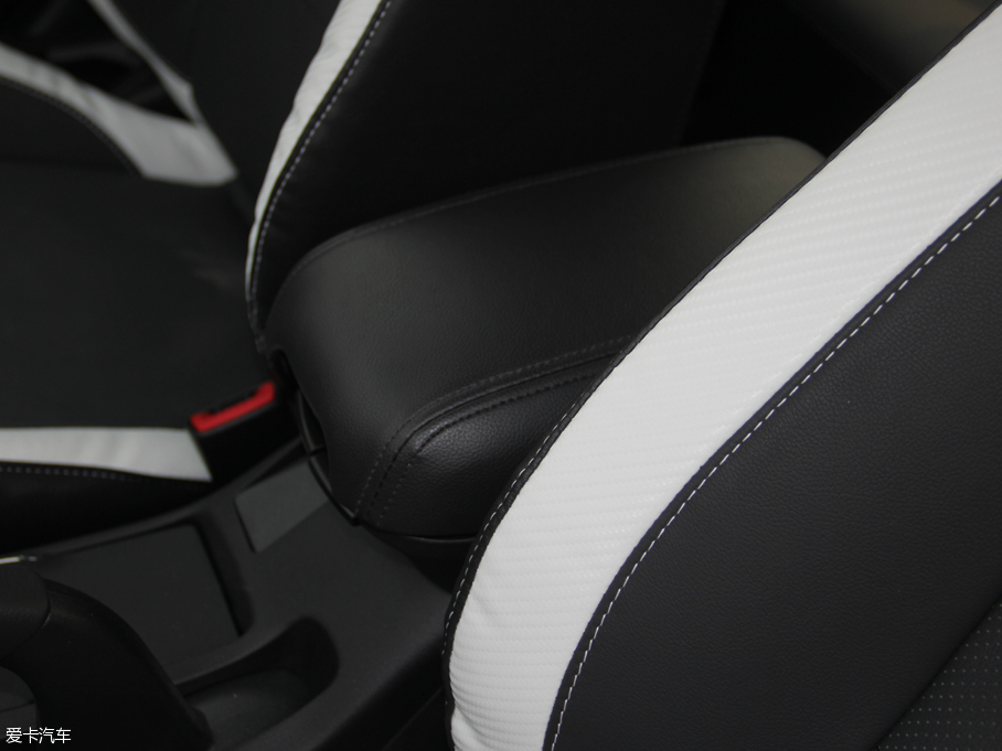 2016���������� 1.8L MT�ڰ׏Ϳ̰�