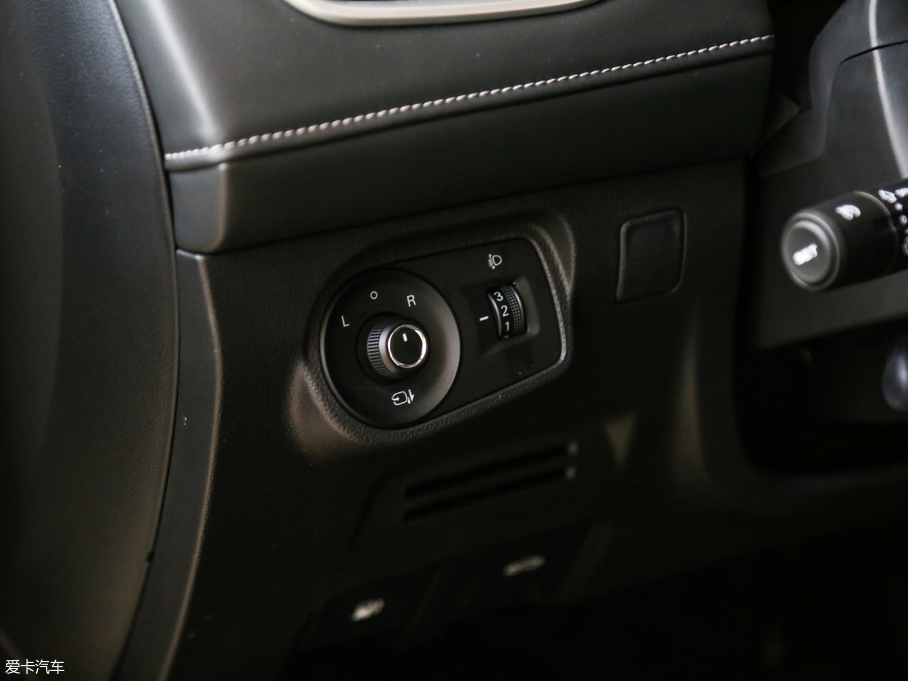 2019��s��i5 20T �Ԅ����W���������