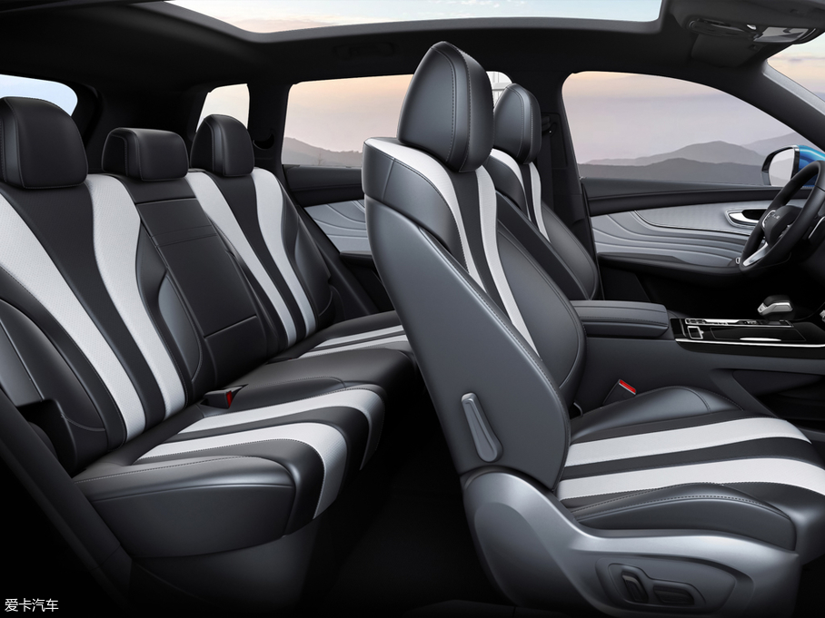 2019sRX5 MAX 300TGI ԄœA