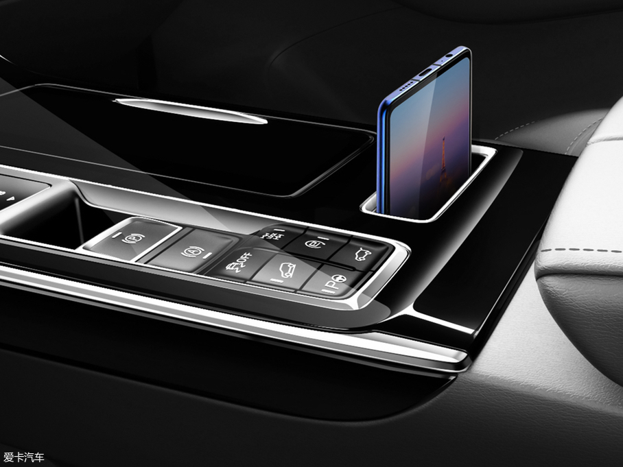 2019sRX5 MAX 300TGI ԄœA