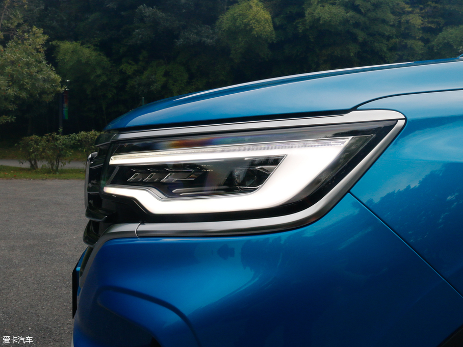 2019sRX5 MAX 300TGI Ԅ(dng)œA