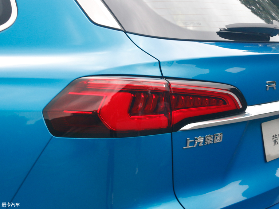 2019sRX5 MAX 300TGI ԄœA