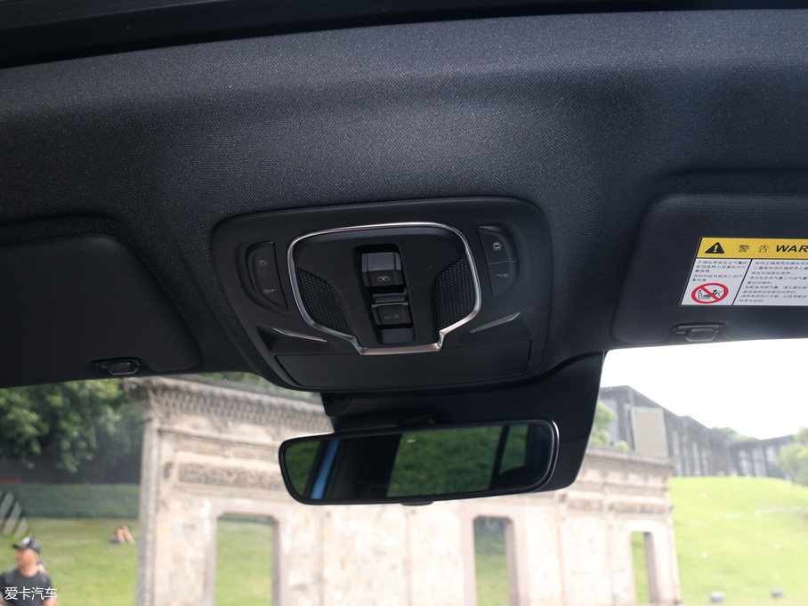 2019sRX5 MAX 300TGI Ԅ(dng)œA