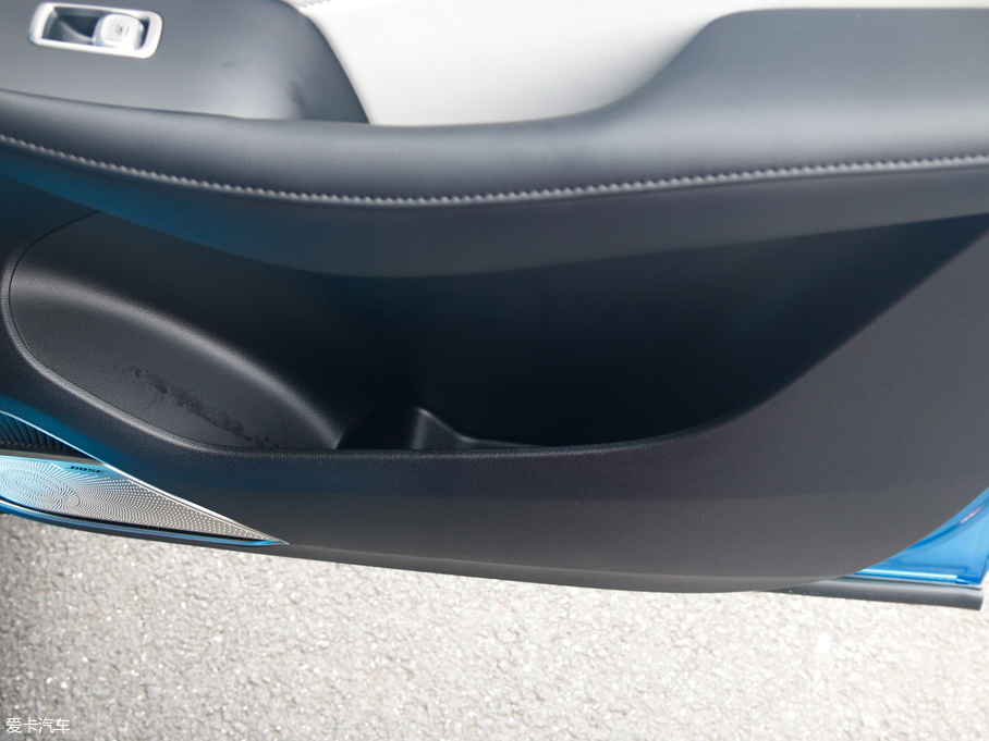 2019sRX5 MAX 300TGI Ԅ(dng)œA