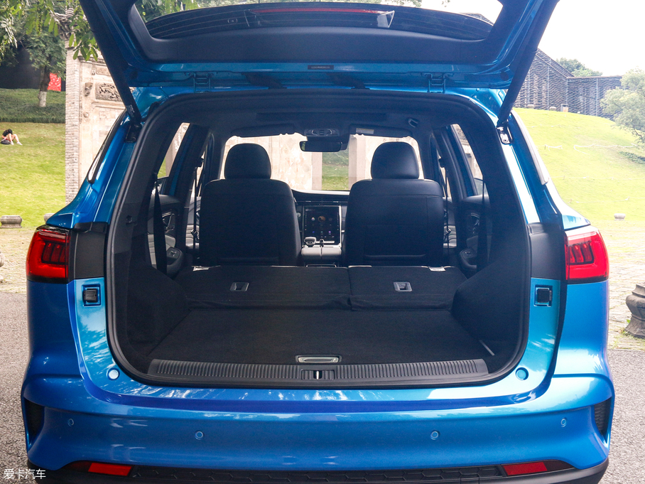 2019sRX5 MAX 300TGI ԄœA