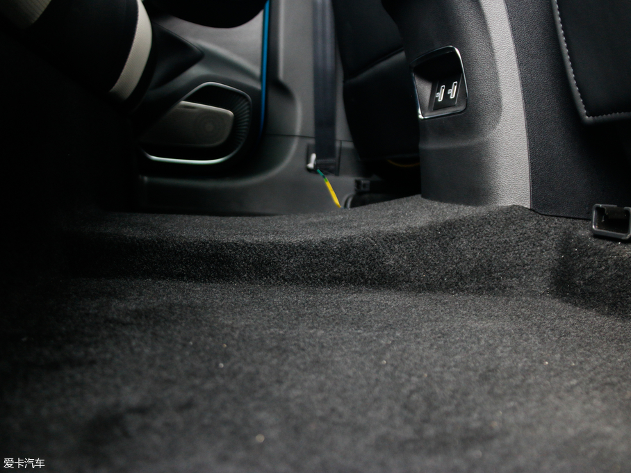 2019sRX5 MAX 300TGI ԄœA