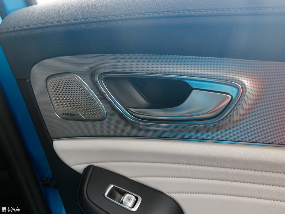 2019sRX5 MAX 300TGI ԄœA