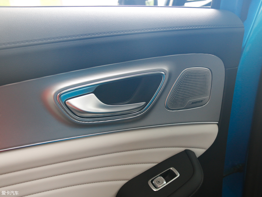 2019sRX5 MAX 300TGI Ԅ(dng)œA