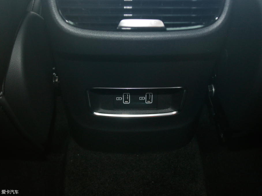 2019sRX5 MAX 300TGI ԄœA