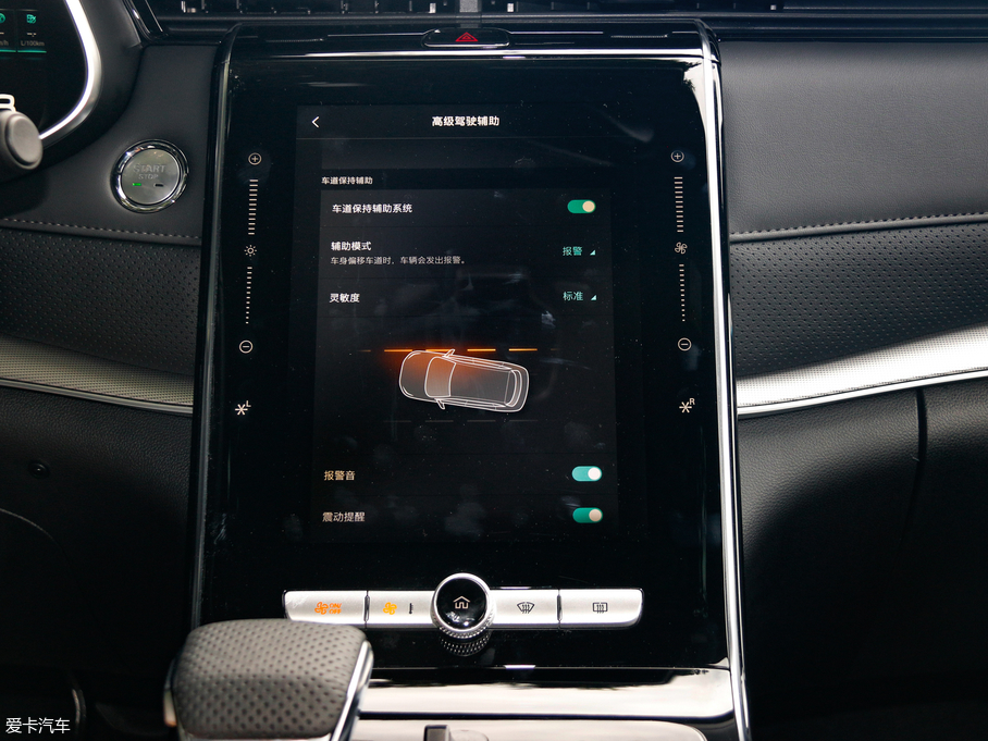 2019sRX5 MAX 300TGI Ԅ(dng)œA