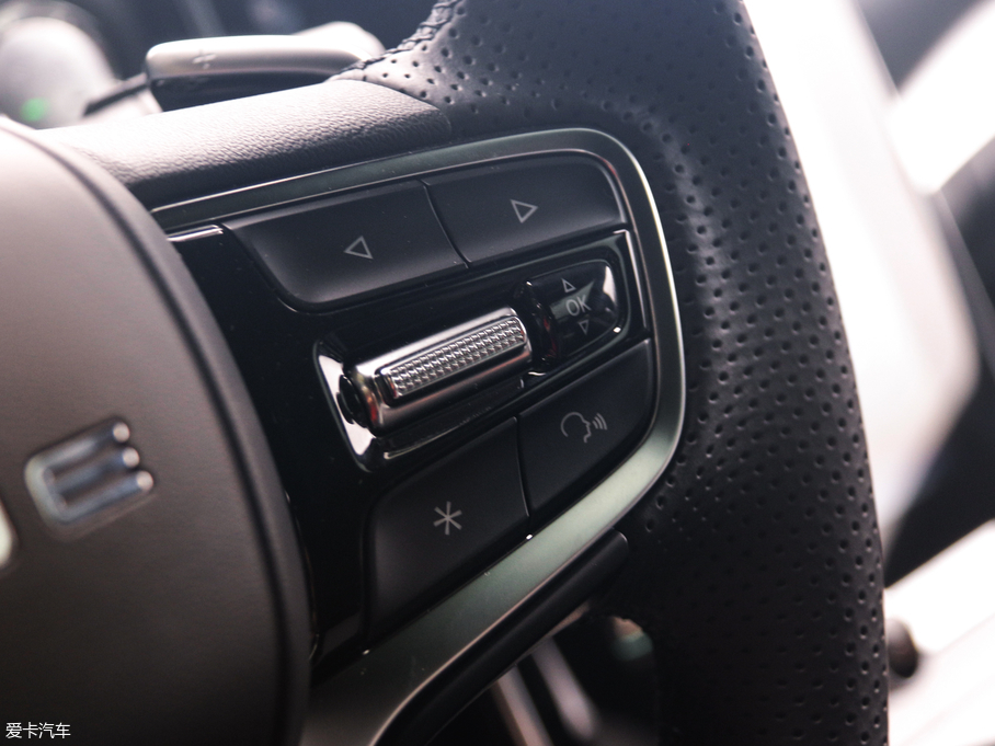 2019sRX5 MAX 300TGI Ԅ(dng)œA