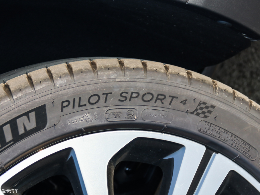 2019sRX5 MAX 400TGI œ