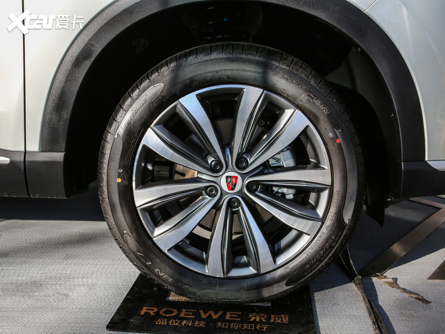 2019sRX5 MAX 300TGI ԄœA