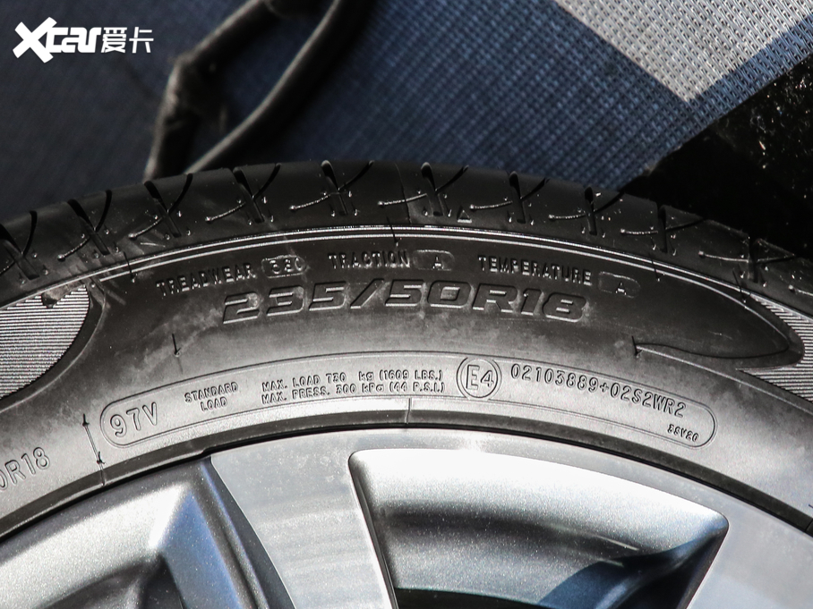 2019sRX5 MAX 300TGI ԄœA