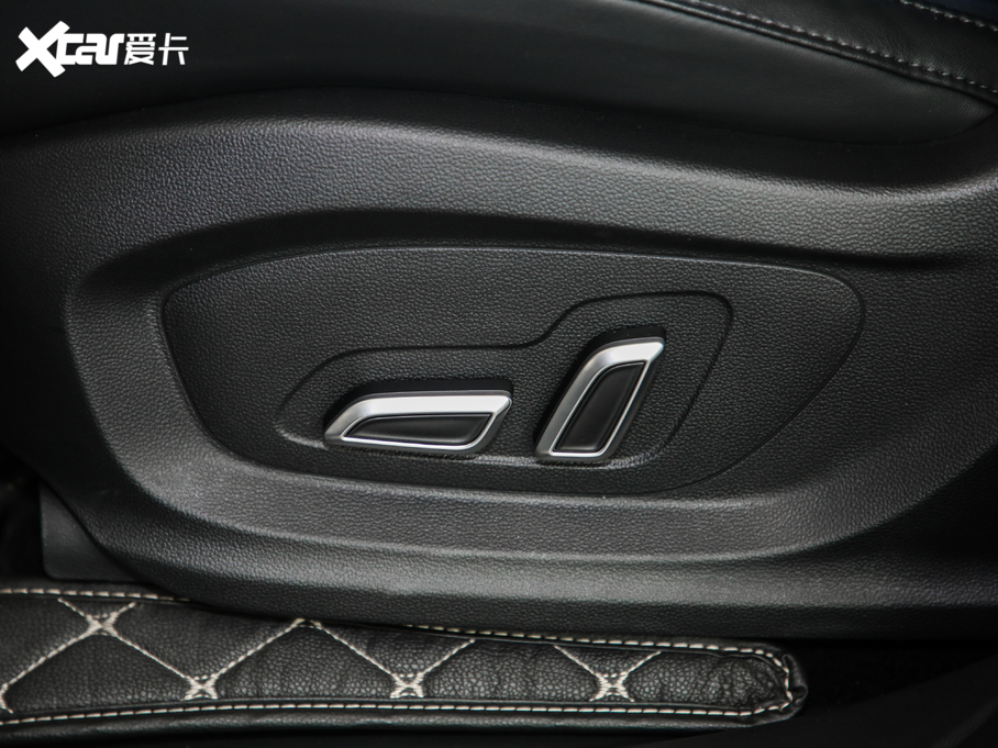 2019sRX5 MAX 300TGI ԄœA