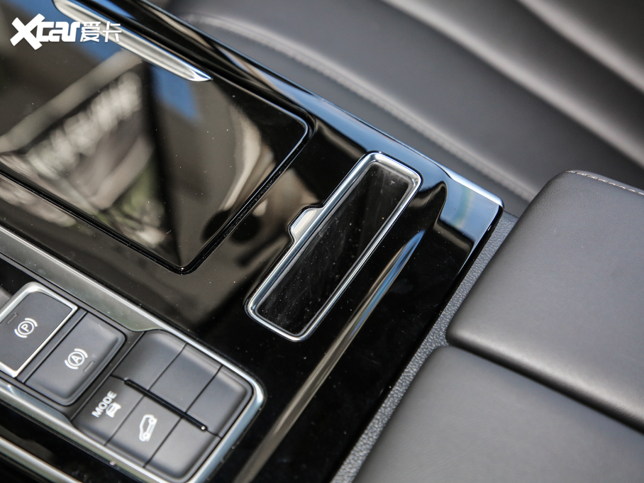 2019sRX5 MAX 300TGI ԄœA