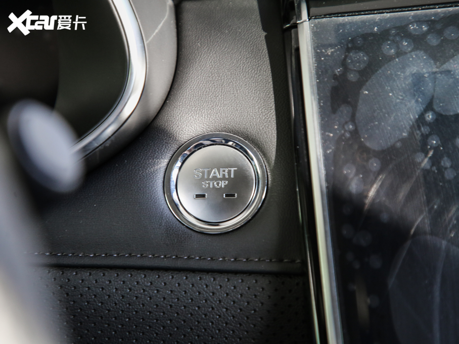 2019sRX5 MAX 300TGI Ԅ(dng)œA