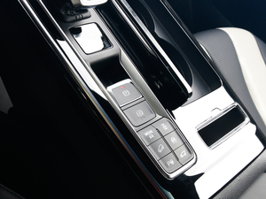 2019300TGI ԄœA п؅^