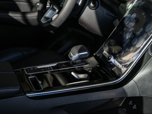 2019300TGI ԄœA п؅^