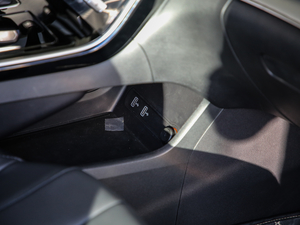 2019300TGI ԄœA п؅^