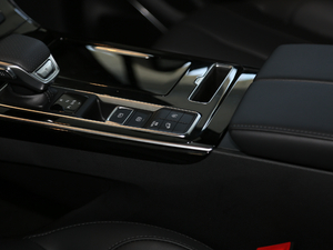 2019400TGI Ԅ4GA п؅^