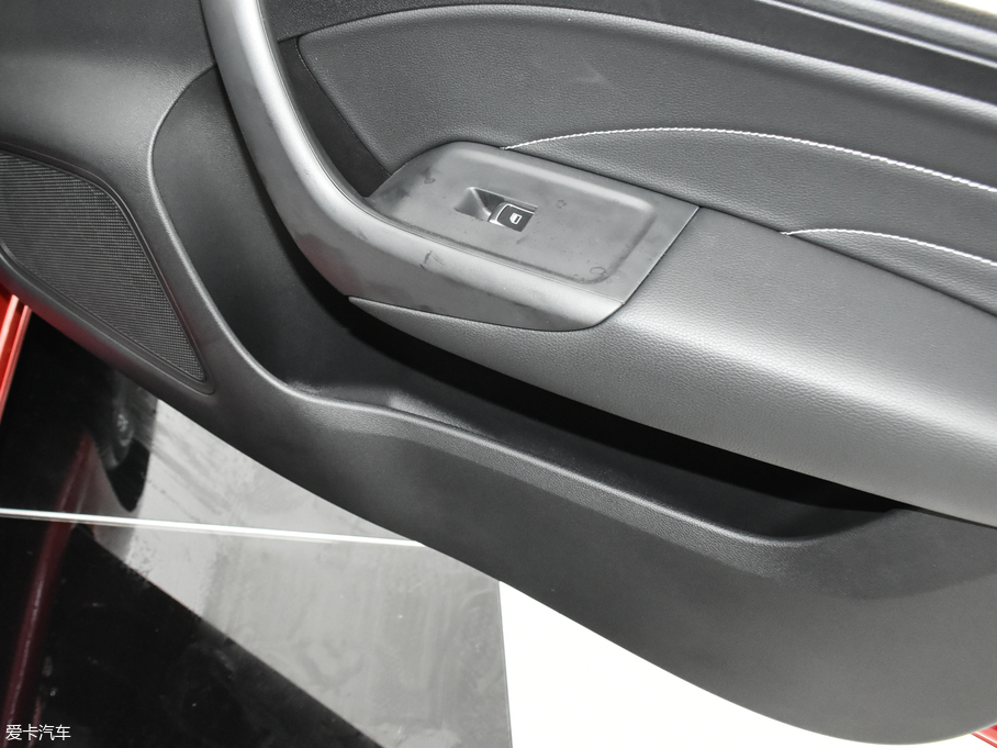 2020si6 PLUS 1.6L CVT 4G(lin)sҫŞ