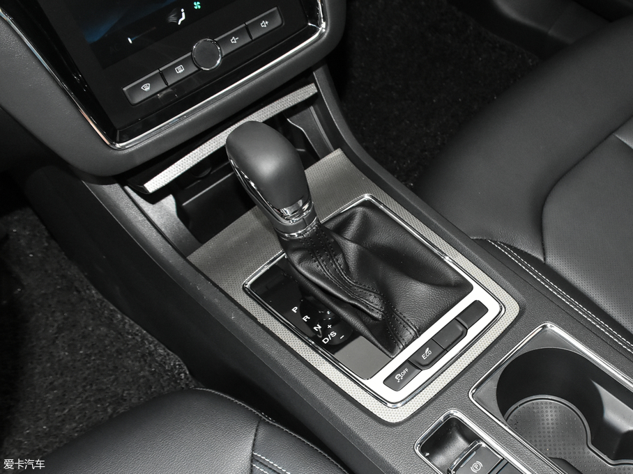 2020si6 PLUS 1.6L CVT 4GsҫŞ