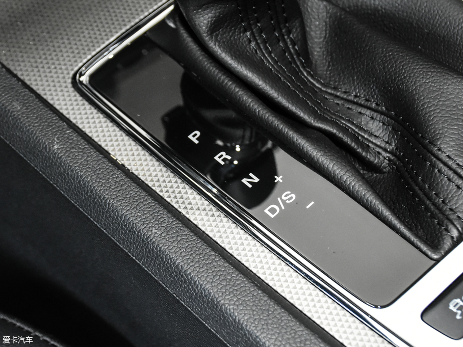 2020si6 PLUS 1.6L CVT 4G(lin)sҫŞ