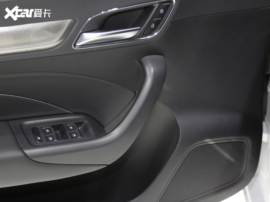 2020si6 PLUS 1.6L CVT 4G(lin)sҫ