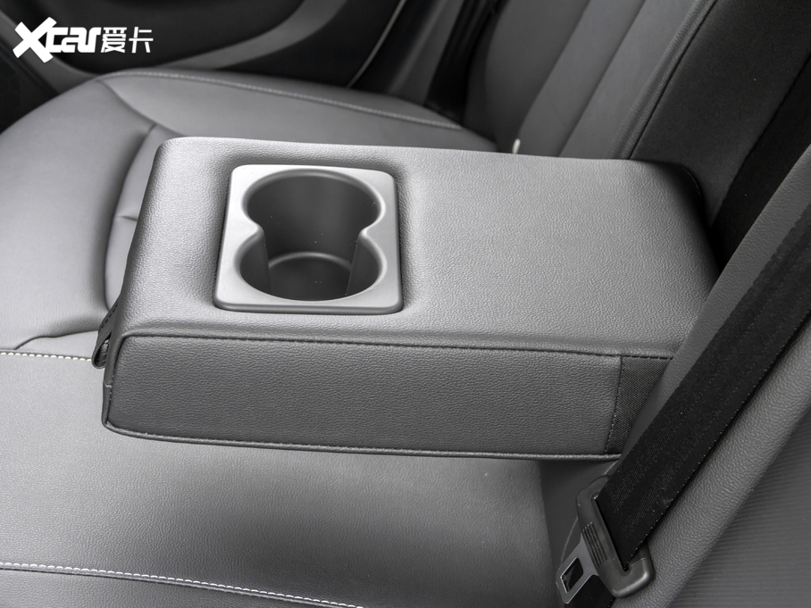 2020��s��i6 PLUS 1.6L �ք�4G���sҫ��Ş��