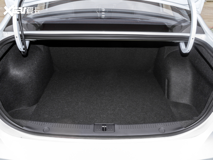 2020si6 PLUS 1.6L ք4GsҫŞ