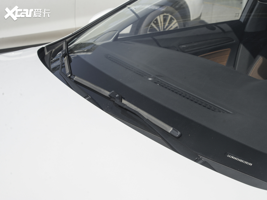 2020si6 PLUS 1.6L CVT 4GsҫA