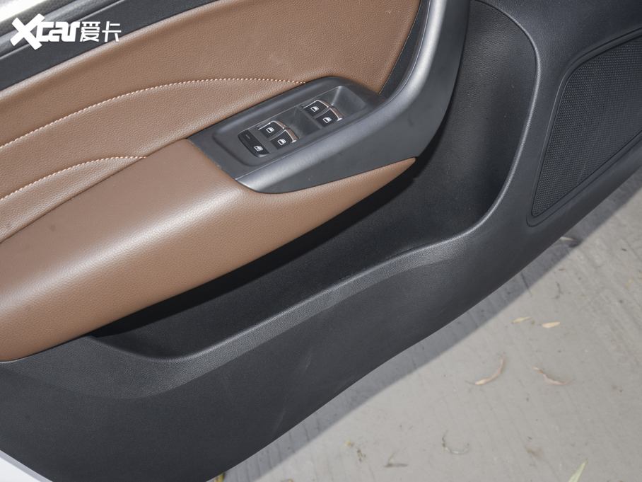 2020si6 PLUS 1.6L CVT 4GsҫA