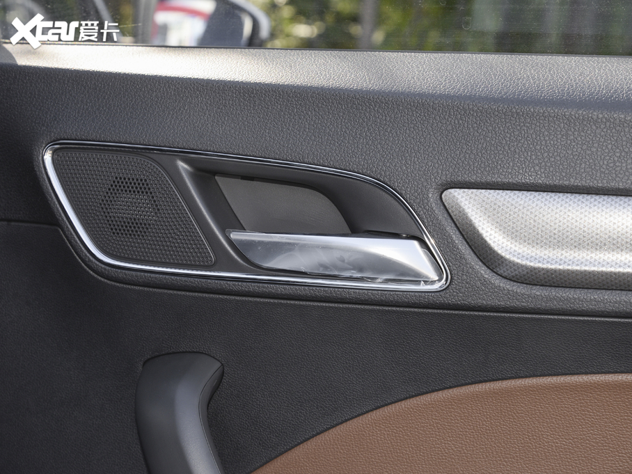 2020si6 PLUS 1.6L CVT 4GsҫA