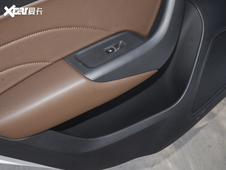 2020si6 PLUS 1.6L CVT 4GsҫA