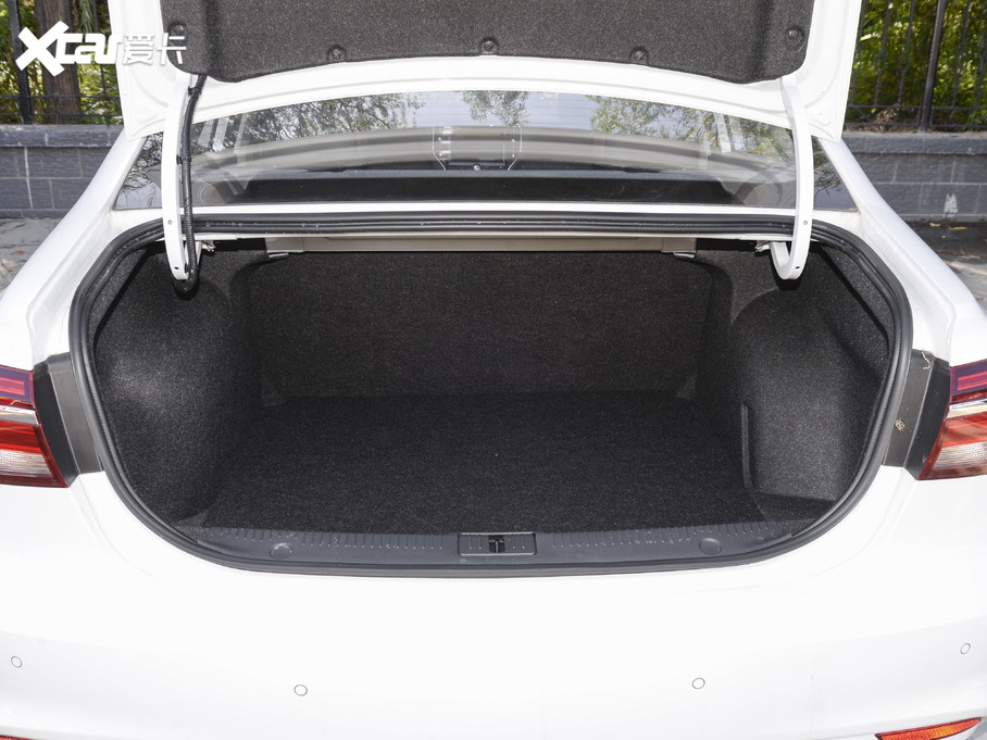 2020si6 PLUS 1.6L CVT 4GsҫA