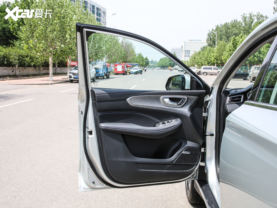 2020sRX5 PLUS 300TGI ԄAliŞ