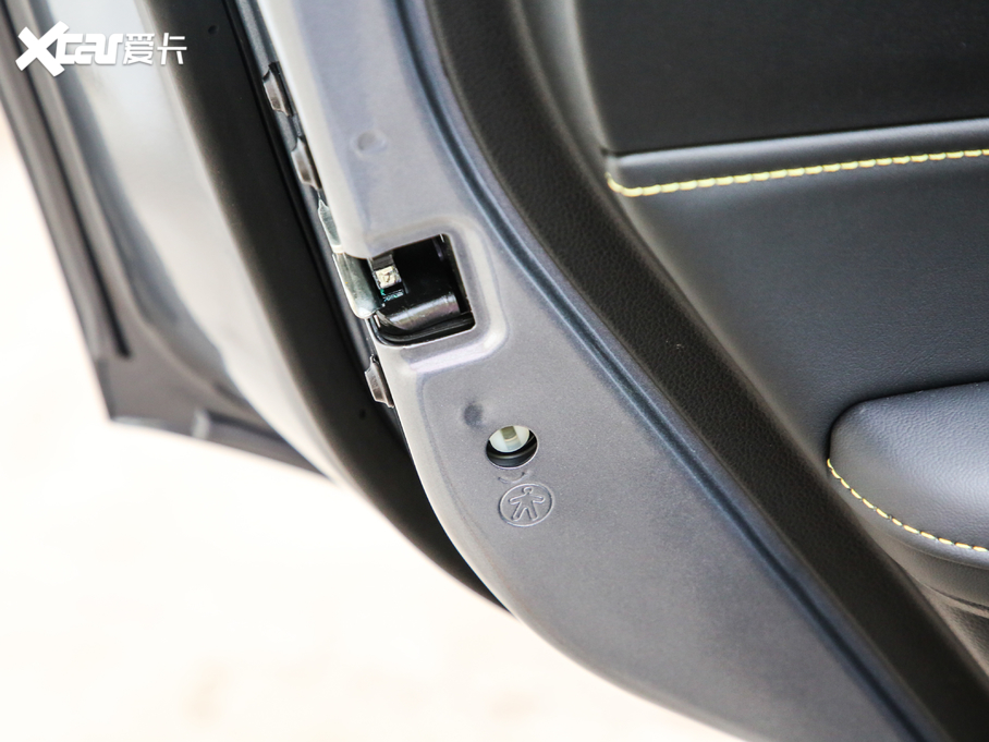 2020sRX5 PLUS 300TGI ԄAlis