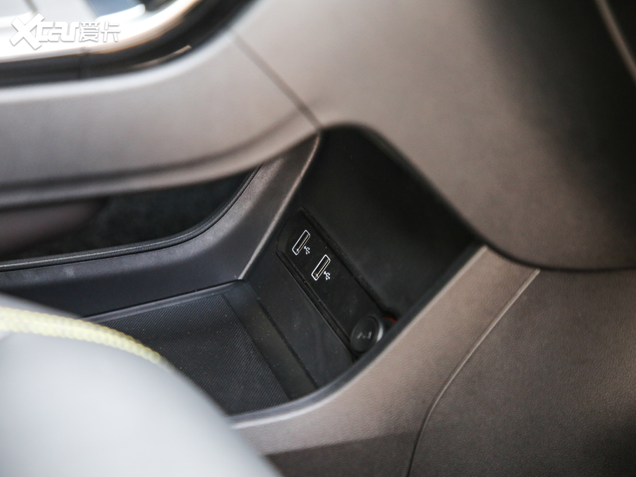 2020sRX5 PLUS 300TGI ԄAlis