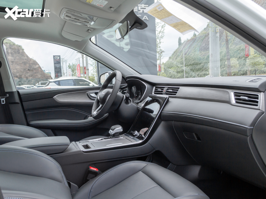 2020sRX5 PLUS 300TGI ԄAliA