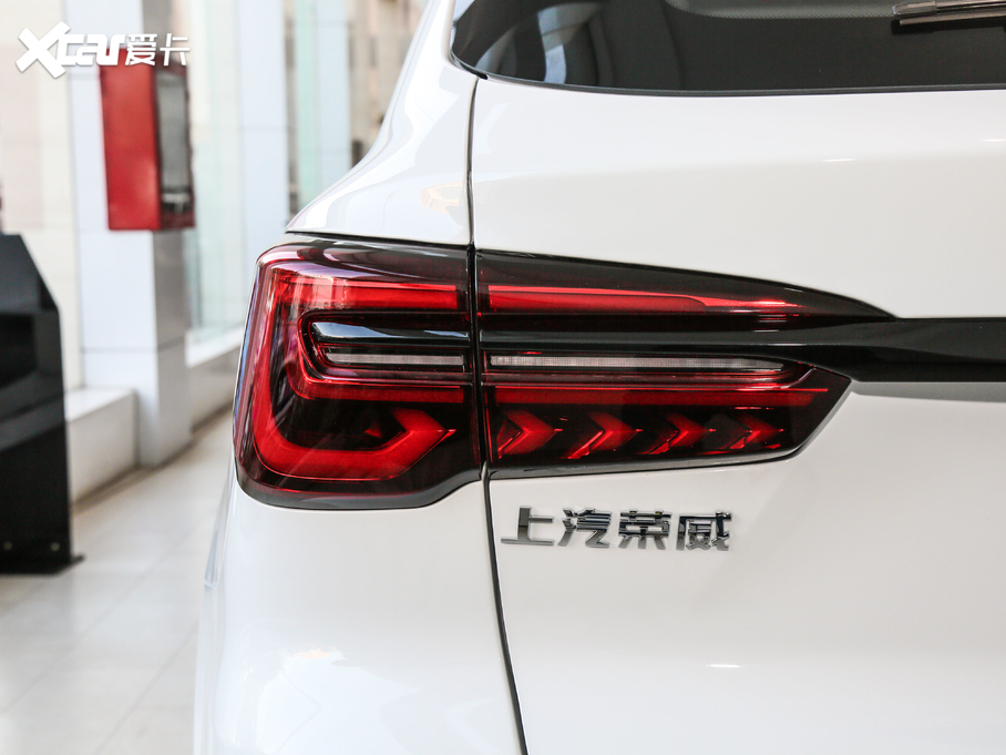 2020sRX5 PLUS 300TGI ԄAlis