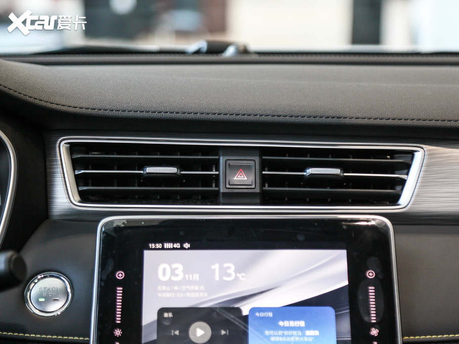 2020sRX5 PLUS 300TGI ԄAlis