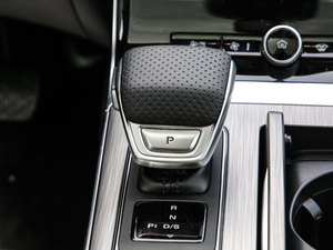 2020PLUS 300TGI ԄAliŞ п؅^